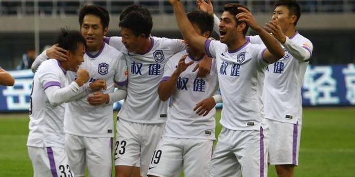  马赛锋线全面开花，三球大胜延续争冠希望